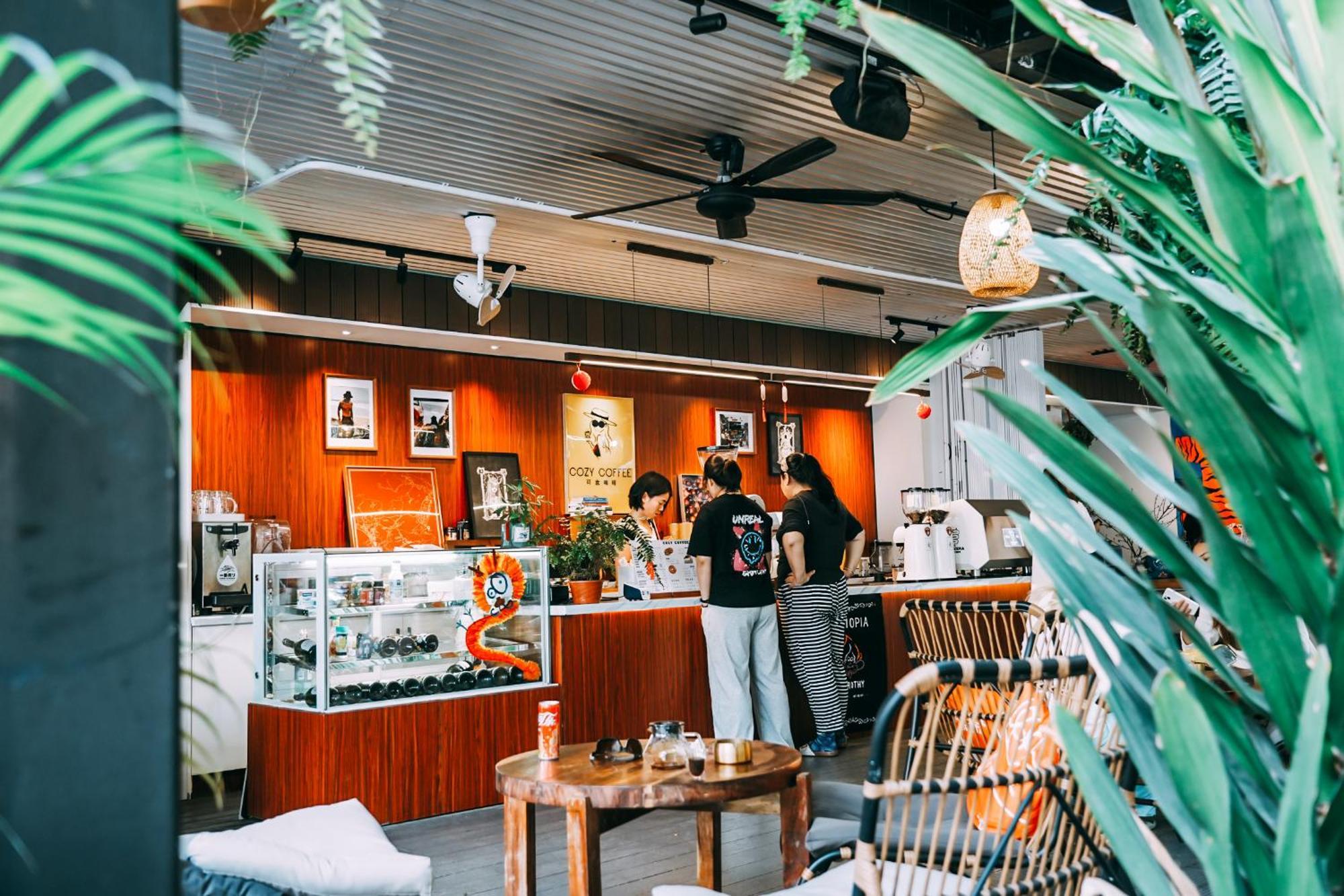Sanya Backpacker International Youth Hostel Bagian luar foto