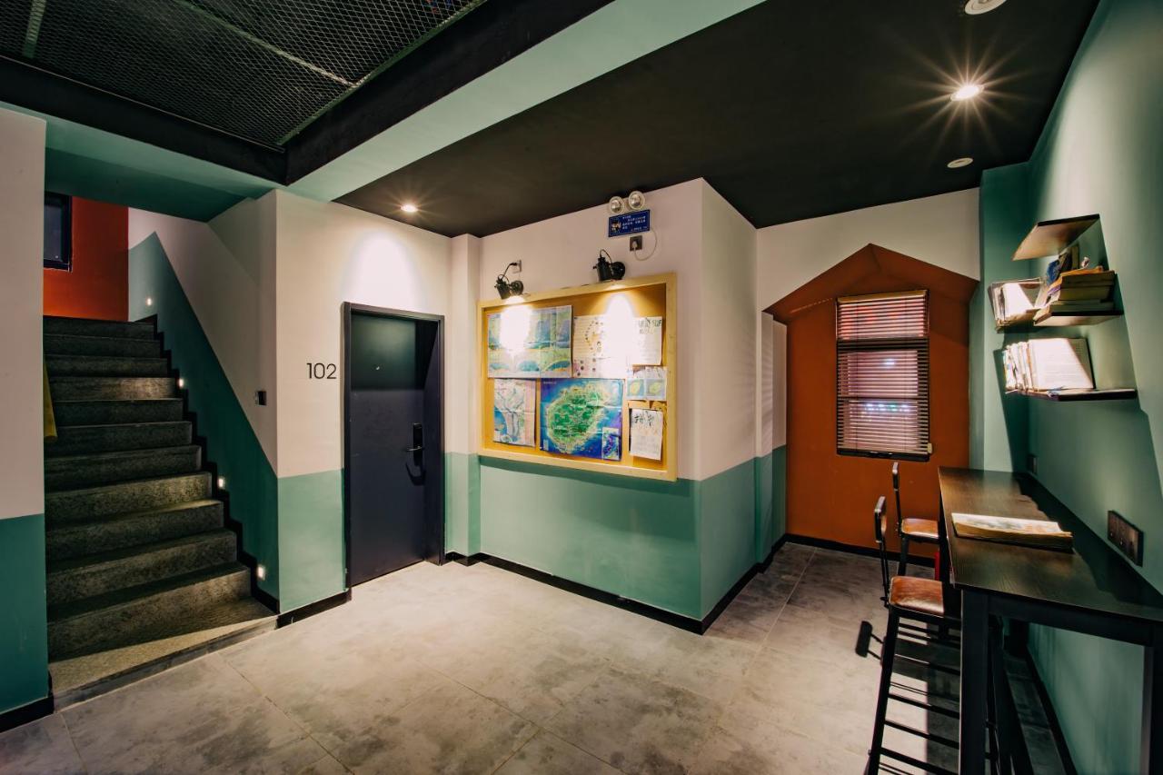 Sanya Backpacker International Youth Hostel Bagian luar foto